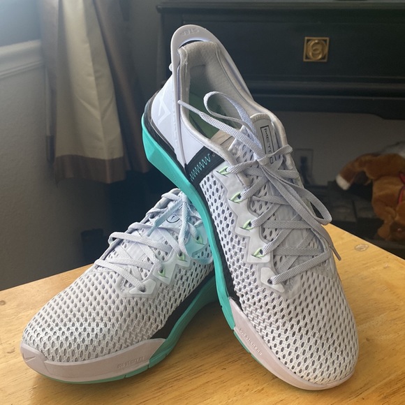 METCON 6 'FOOTBALL GREY JADE' - Picture 5 of 8